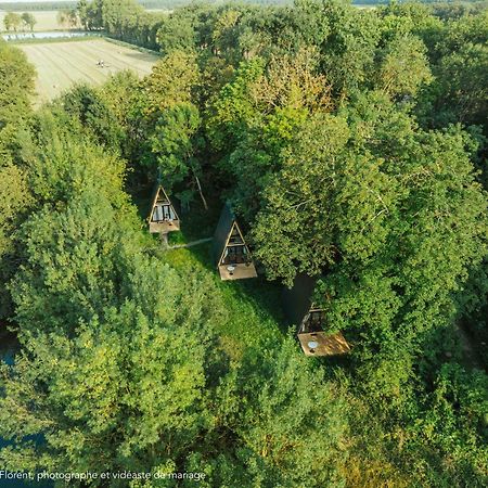 Les-Trois-Moutiers Ecolodges De Reve Dans Un Chateau De Conte De Fees מראה חיצוני תמונה