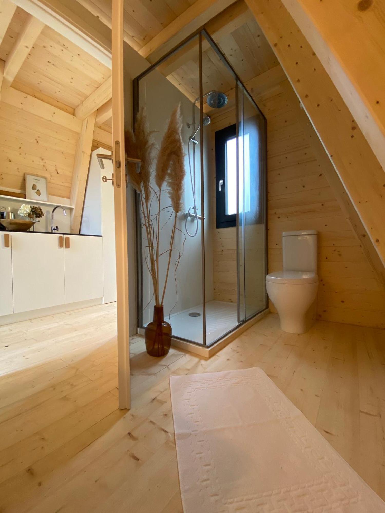 Les-Trois-Moutiers Ecolodges De Reve Dans Un Chateau De Conte De Fees מראה חיצוני תמונה